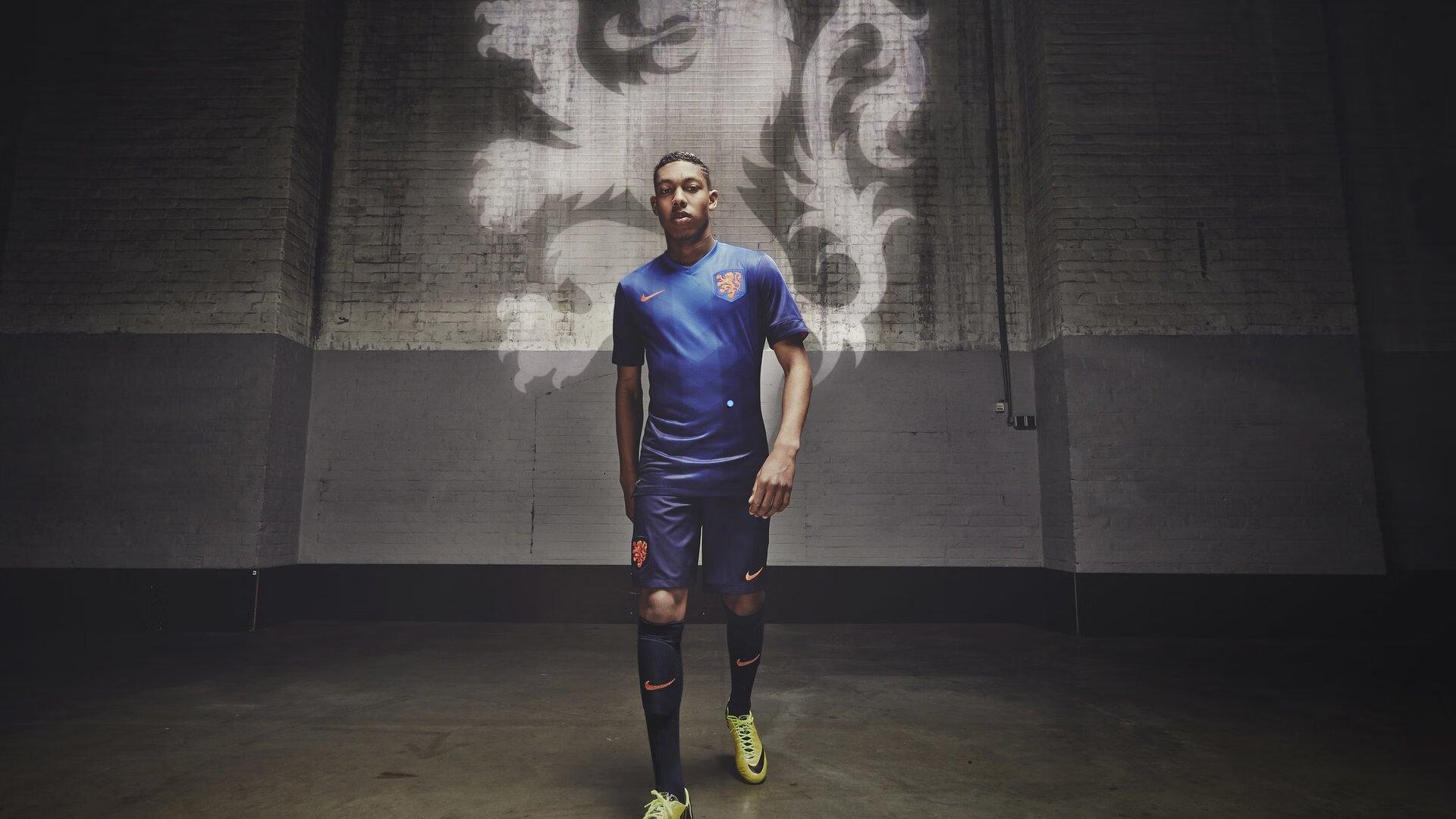 爱游戏：富保罗提议里弗斯交换杰克逊引波澜 詹姆斯急发声澄清未涉交易传闻