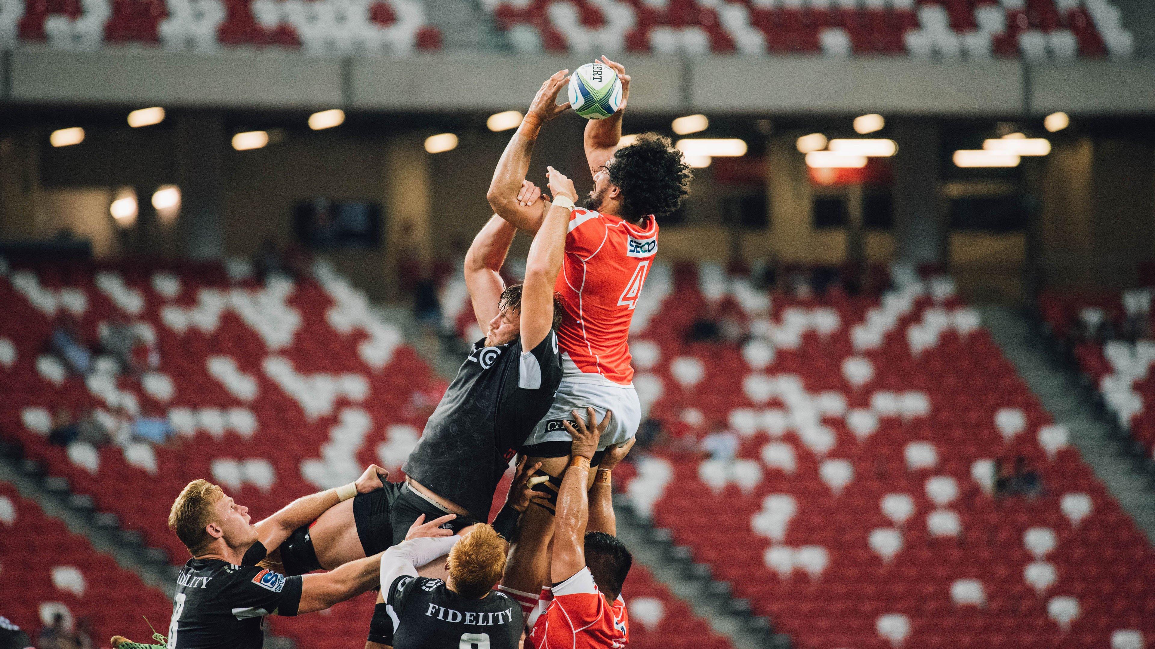 米罗狂揽21分16篮板难掩失利阴霾 赛后坦承，个人数据意义不大因球队输球